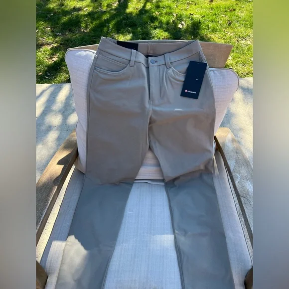 Lululemon ABC Slim Fit 5 Pkt Pant Sz 28 Warpstreme Warm Ash Gray